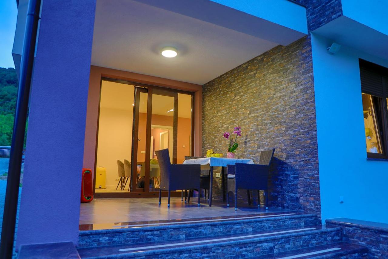 Apartments Edy Bihac Exterior photo