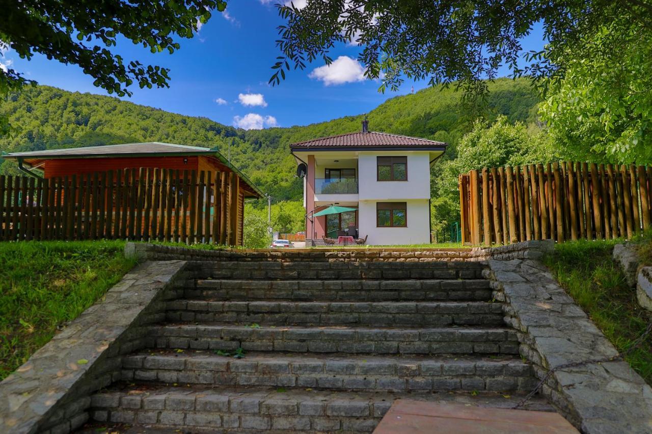 Apartments Edy Bihac Exterior photo