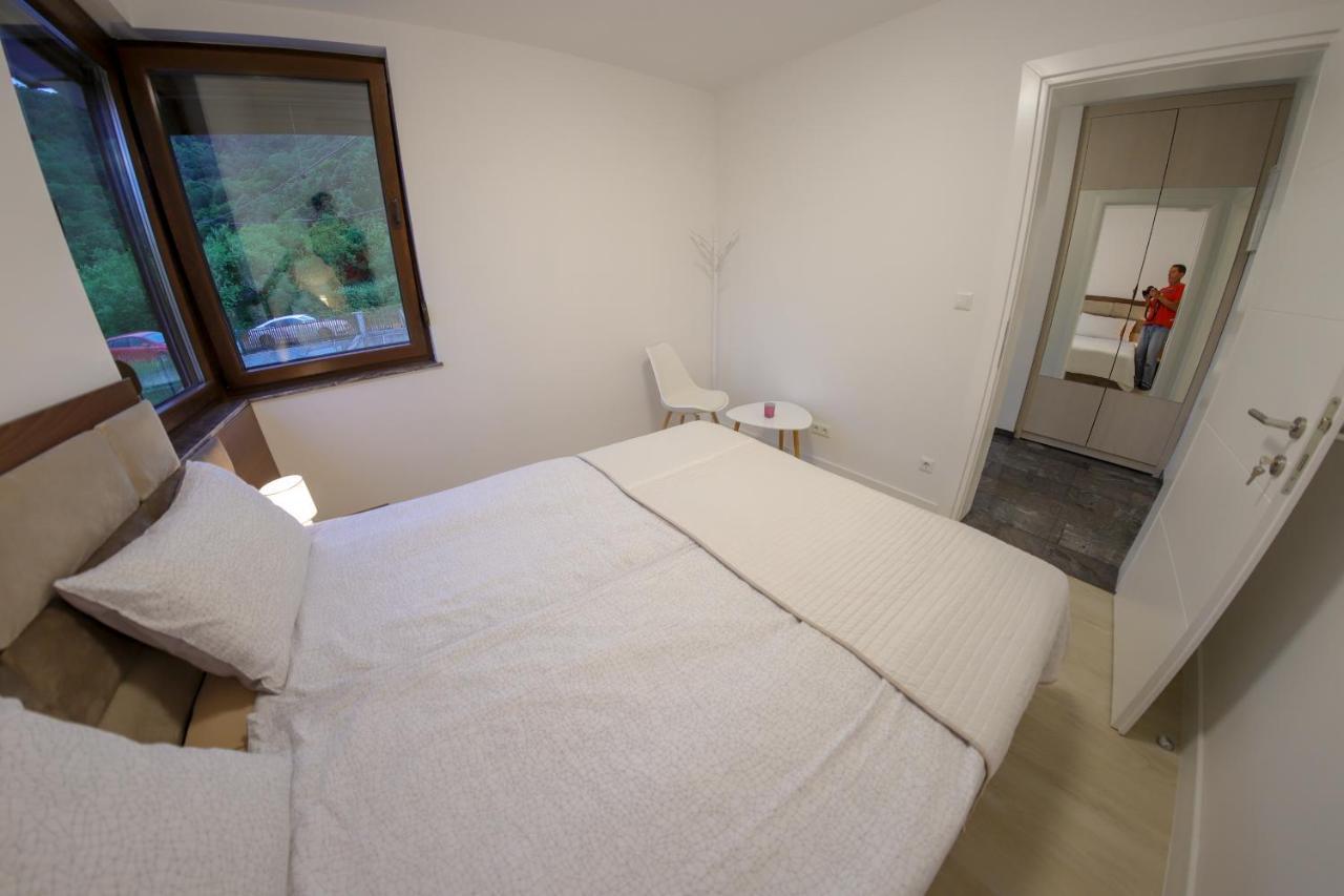 Apartments Edy Bihac Exterior photo